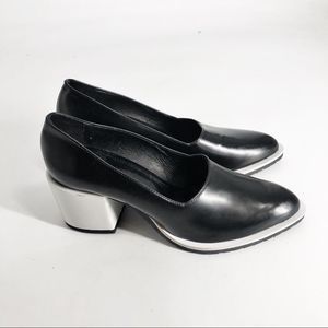 Tipe e tacchi Black White Upright Block Heel Pumps Sz 40/10